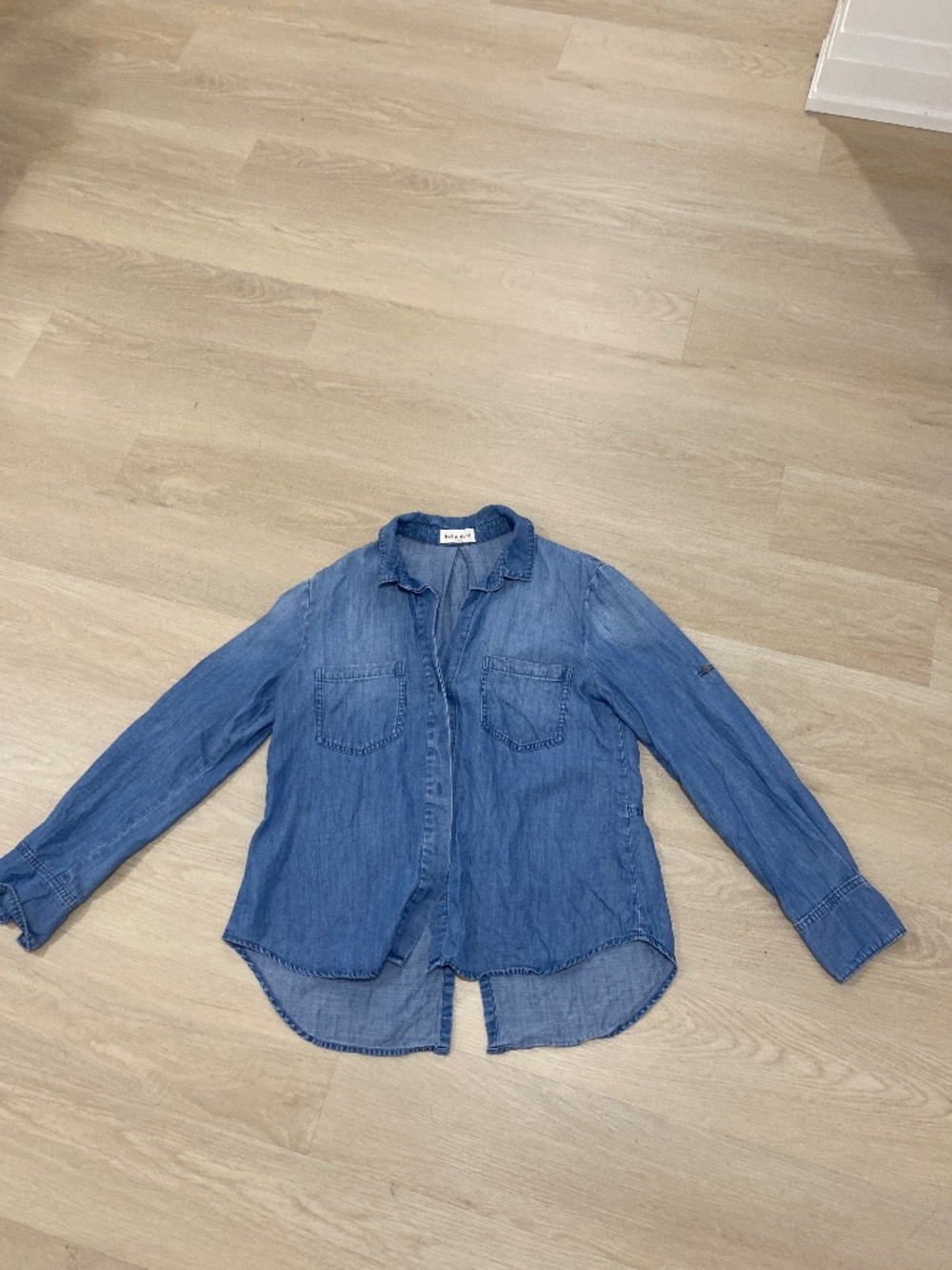 Bella Dahl Jean Shirt -Medium
